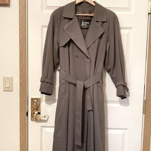 Vintage Ladies LONDON FOG Double Breasted Trench Coat zip out Lining